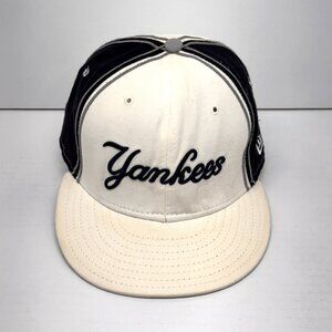 New York Yankees MLB Genuine Merch. 59Fifty New Era Hat Size 7 5/8 Ivory & Navy